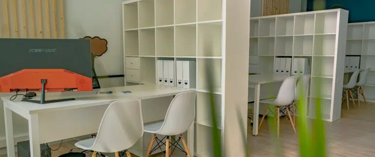 Teletrabaja en MICELIUM Coworking Space.